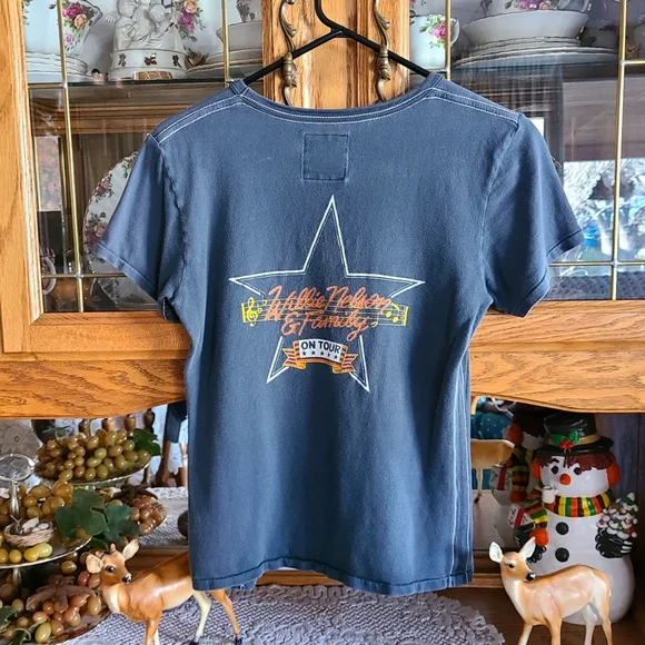 TRUNK LTD. WILLIE NELSON SHIRT - Picture 2 of 8